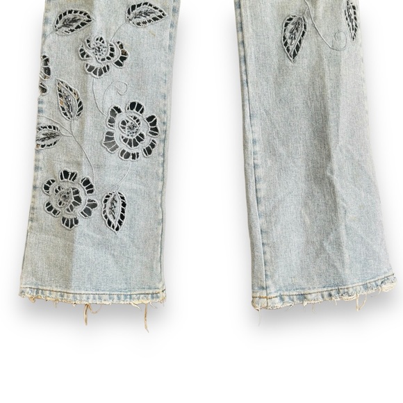 Vintage Le Jealous Beaded Floral Cut-Out Light Wash Jeans - Size W30 - Picture 14 of 16